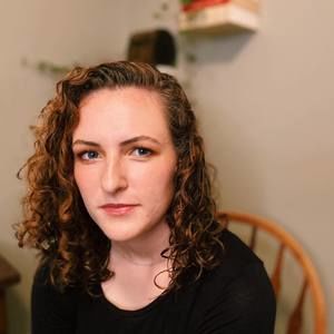 Meet your Posher, Esther